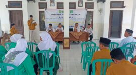 Kegiatan workshop kewirausahaan yang digelar oleh KPM Posko V STITA Sumenep (salamnews.id/istimewa)