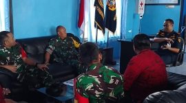 Kepala Kantor UPP Kelas III Sapeken, Herman Eko Yulianto dan Forkopimcam setempat saat menyambut kunjungan Tim Wasev (salamnews.id/istimewa) 