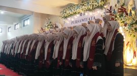 Foto : Wisudawati Siswi SMP Plus Miftahul Ulum 2025