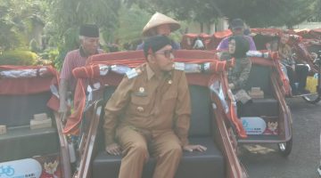 Dorong Ekonomi Rakyat, Bupati Sumenep Serahkan 25 Becak Listrik Bantuan Presiden Prabowo
