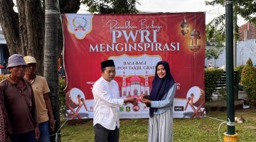 PWRI Sumenep Gelar Bagi Takjil Gratis di Tajamara
