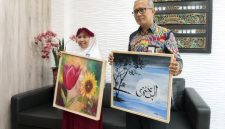 Direktur BPRS Bhakti Sumekar Hairil Fajar bersama Syifa