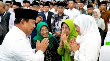 Presiden Prabowo Tutup Muktamar Ke-35 NU, Khofifah, Siap Perkuat Sinergi Pembangunan Jawa Timur